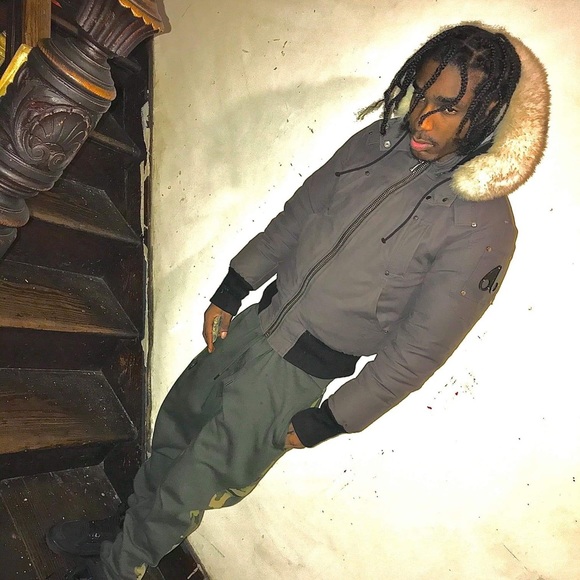 Moose Knuckle (Debbie) Small - Picture 2 of 3